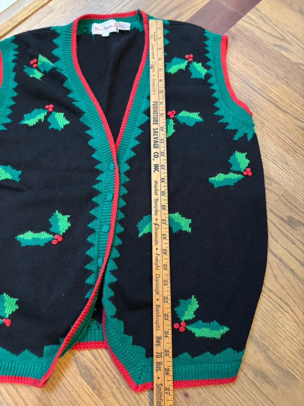 Vintage Bechamel Christmas Holly Sweater Vest Size 1X Black Red Green